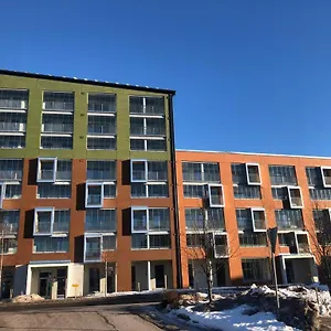 Modern Two Bedroom Near Helsinki Airport Вантаа